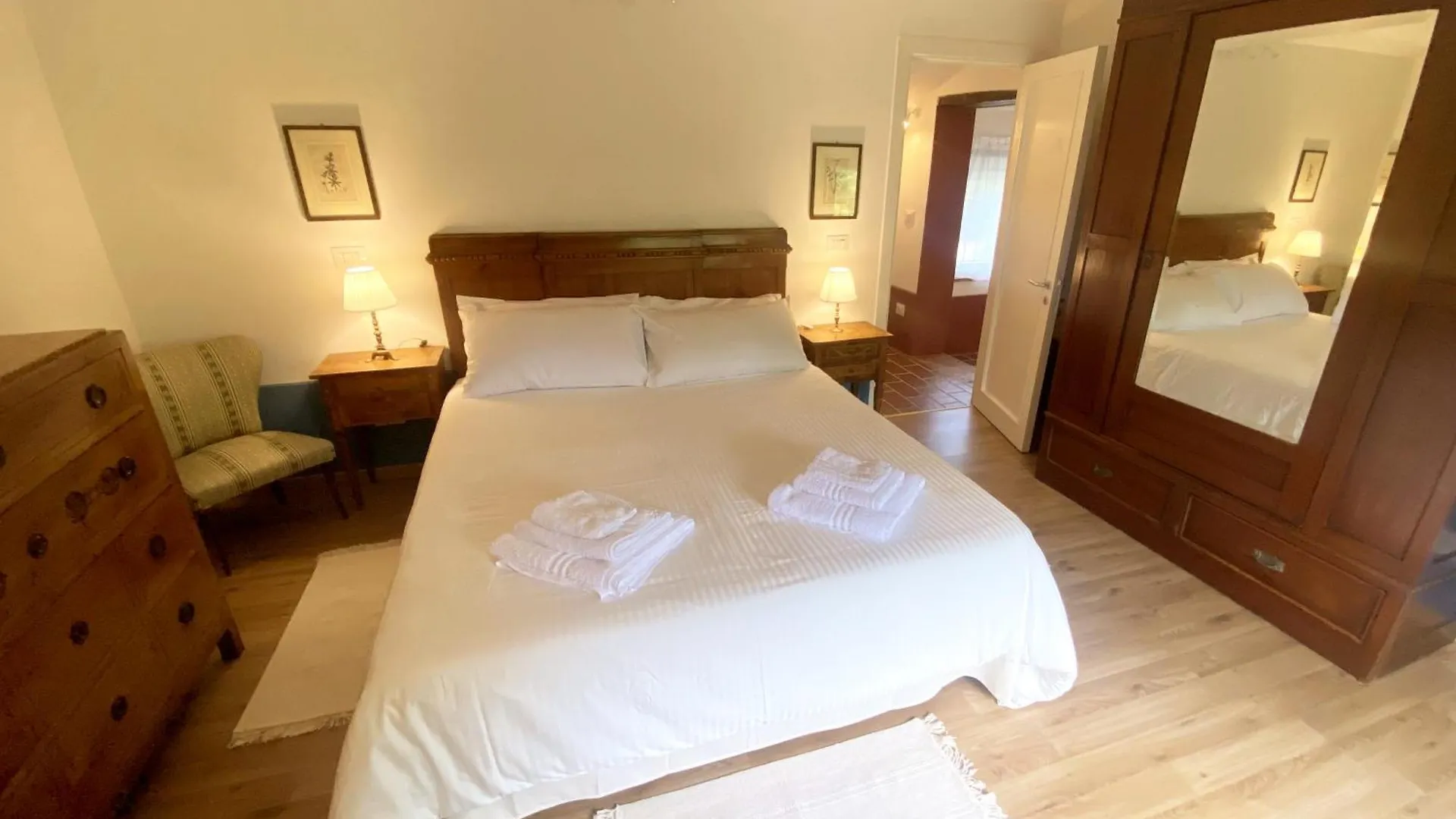 La Tonnaia Apartment Lari